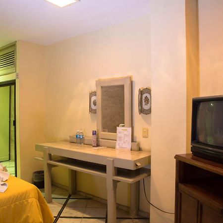 Hotel Ambassador Mérida Cameră foto